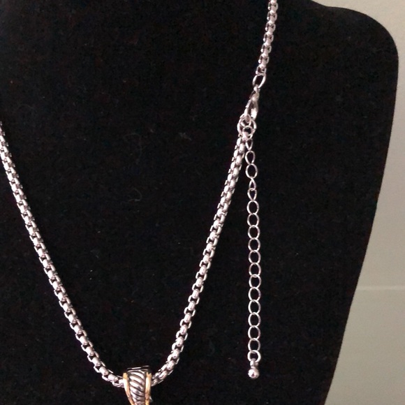 - Pendant and necklace - Picture 5 of 6